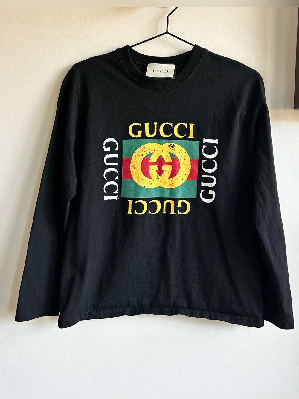 Gucci Long Sleeve Graphic Tee in Black